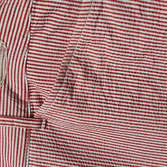 Talbots Perfect Cropped Pants Sz 16 Red And White Striped - Picture 3 of 13